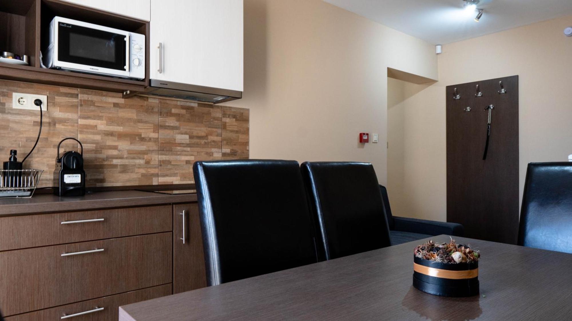 Family Apartman Epleny Luaran gambar
